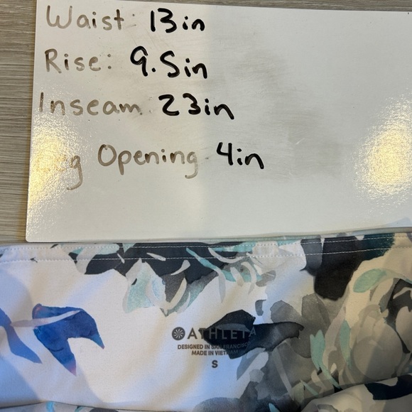 Athleta Women’s Stash Pocket Salutation Peony 7/8 Tight - Small - Picture 8 of 8